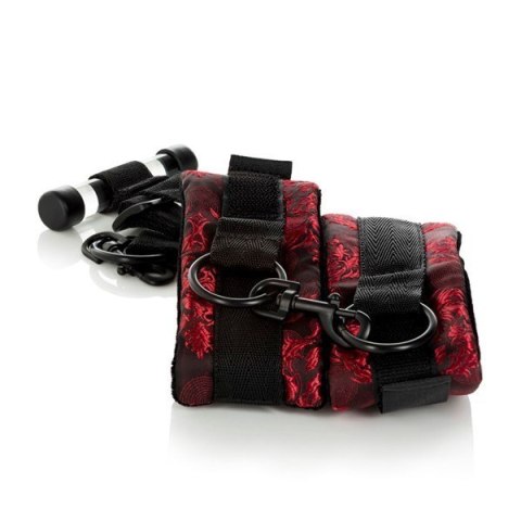 SCANDAL OVER THE DOOR CUFFS SCANDAL OVER THE DOOR CUFFS