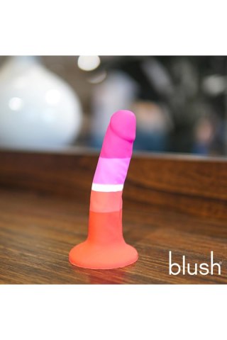 BLUSH DILDO AVANT P3 BEAUTY LESBIAN PRIDE