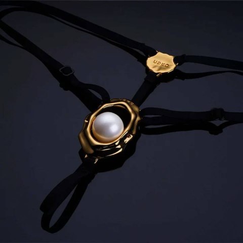 Upko "Moist Eyes" G-string Clitoral Jewelry With Bead Stimulator Upko "Moist Eyes" G-string Clitoral Jewelry With Bead Stimulator